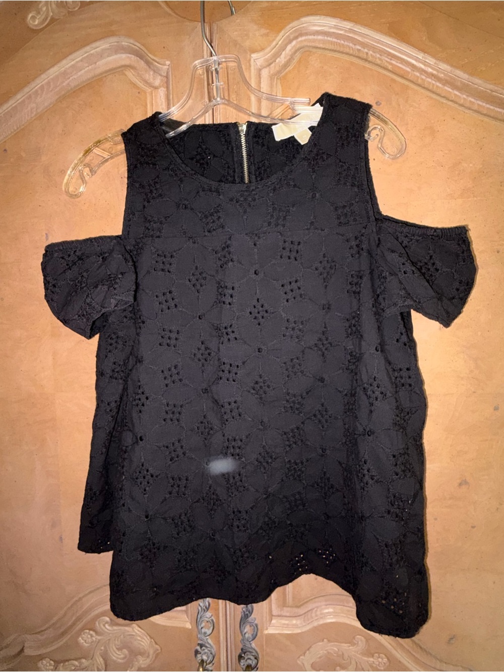 Michael Kors Black Cold-Shoulder Eyelet Blouse